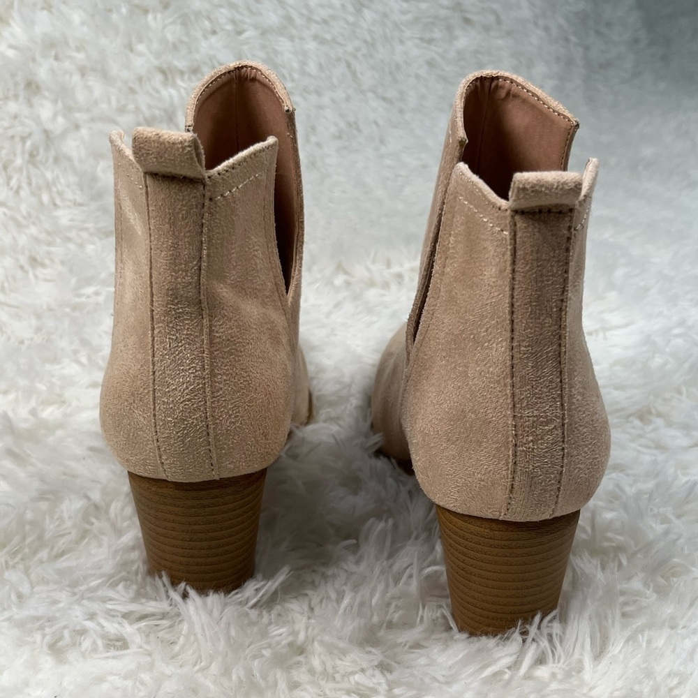 Mi.iM | Tess | Nude Suede Ankle Booties - Picture 8 of 12